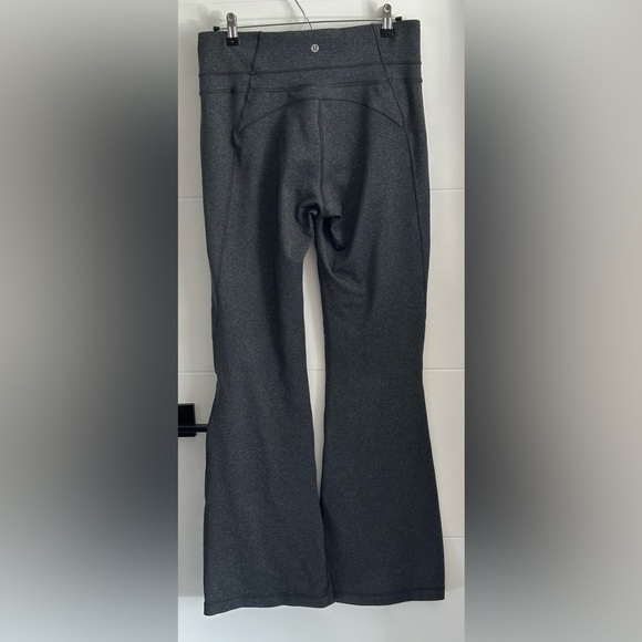 Lululemon Groove Pant Flare *Full-On Luxtreme 32" - Size 12 - Picture 3 of 7
